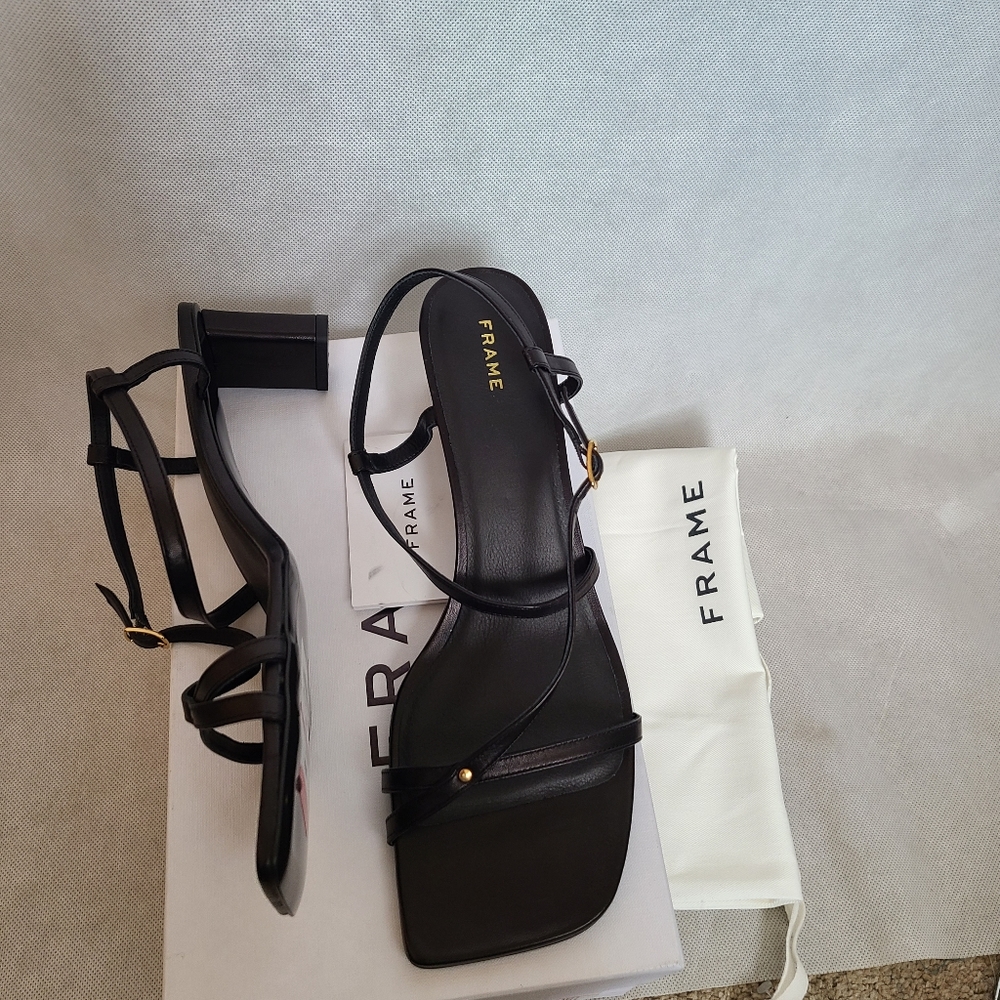 Frame Women's Le Braxton Strappy Black Sandal Sz 41